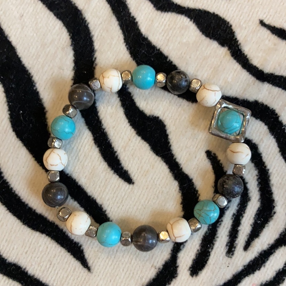 Stackable Beaded Bracelets With Hamsa And Buddha - image 4